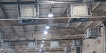 為什么工廠車間降溫都安裝工業(yè)環(huán)保空調(diào)？
