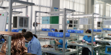 高溫廠房車間用什么車間降溫設(shè)備好？