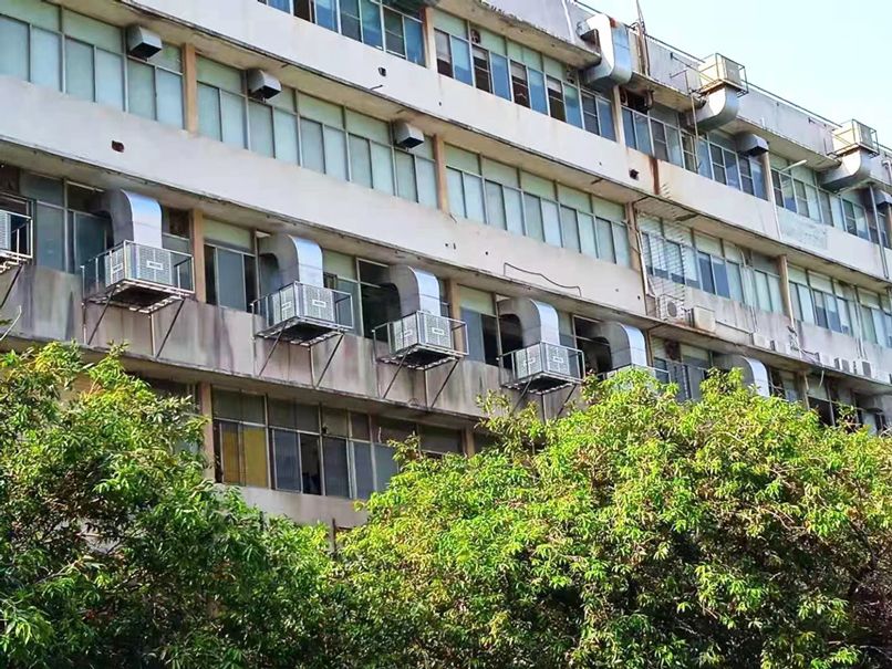 工業(yè)環(huán)保空調(diào)為廠房降溫通風.jpg 工業(yè)環(huán)保空調(diào)為廠房降溫通風.jpg