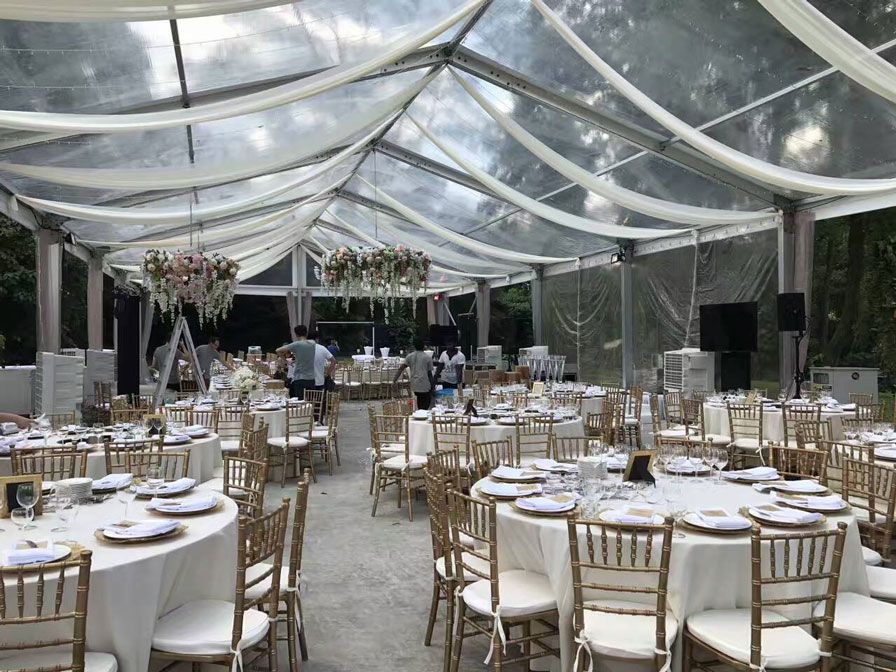 戶外餐廳使用移動環??照{冷風機降溫通風.jpg 戶外餐廳使用移動環??照{冷風機降溫通風.jpg